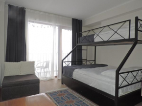 Hot Snow Apartment